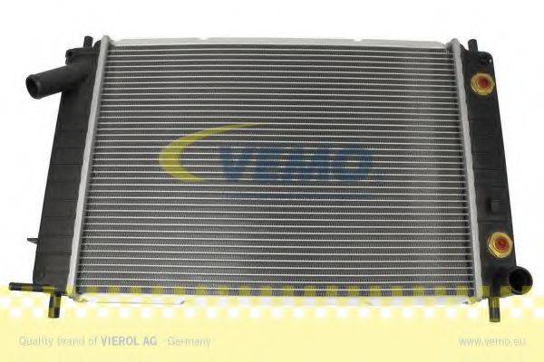 VEMO V25600017 Радіатор, охолодження двигуна