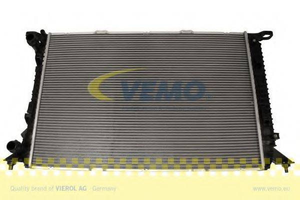 VEMO V15606038 Радіатор, охолодження двигуна